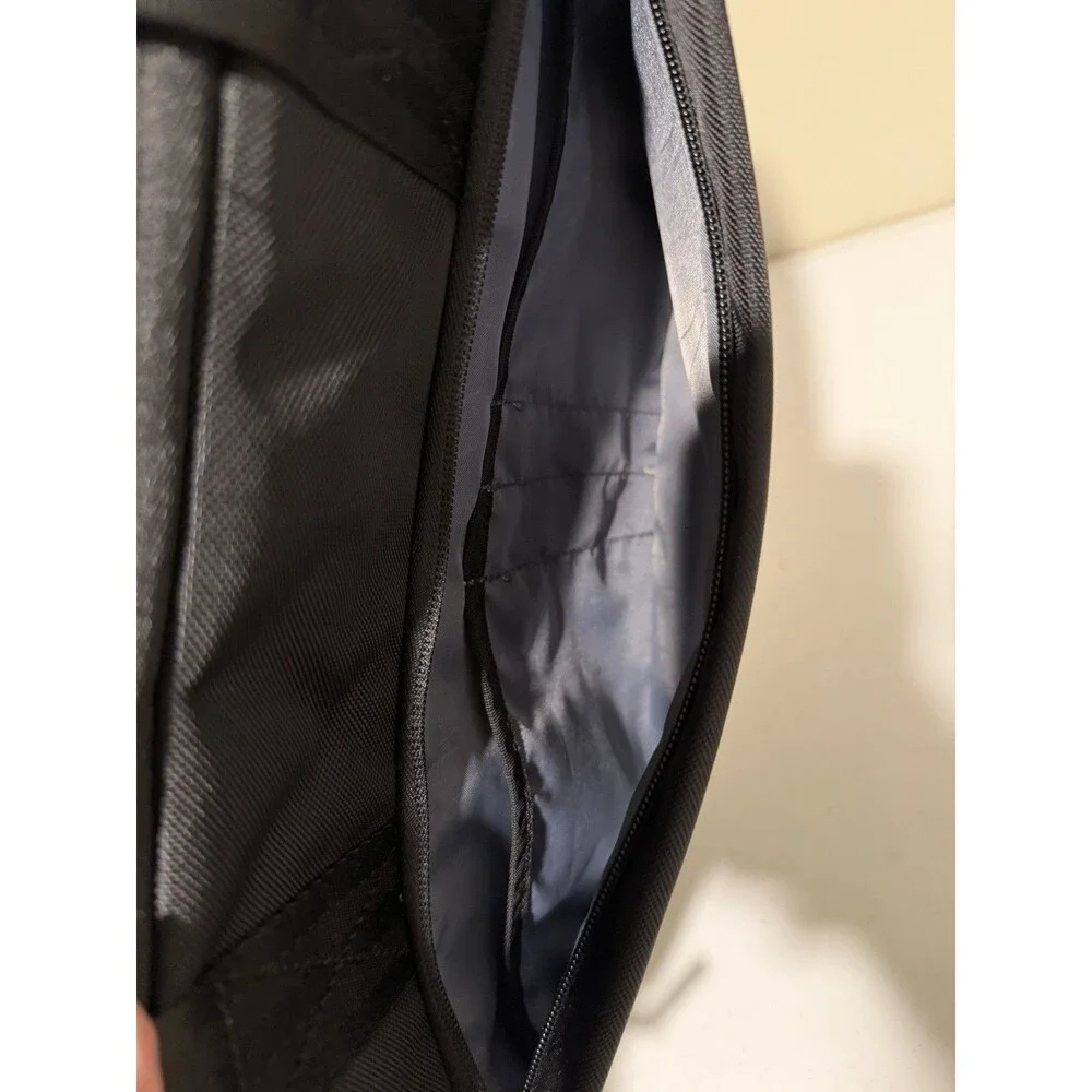 NEW Dell EcoLoop Pro CV5623 Laptop Sleeve 15-16” Carry Case Black JRY1J
